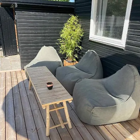 Dom wakacyjny Summer House With Outdoor Sauna At Sjaellands Odde Tjørneholm